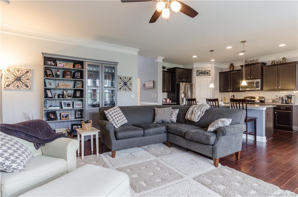 9814 Perth Moor Road Charlotte, NC 28278 - Photo 10 of 45 Gallery Image 10
