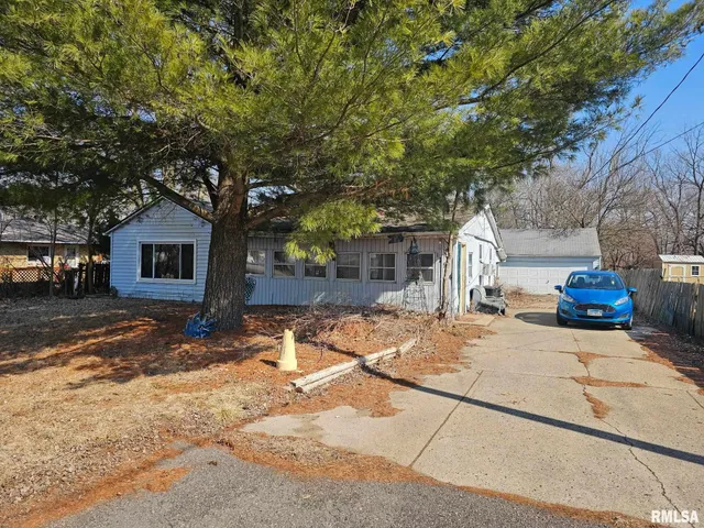 $39,990 | 12594 Carter Road, Pekin, IL 61554