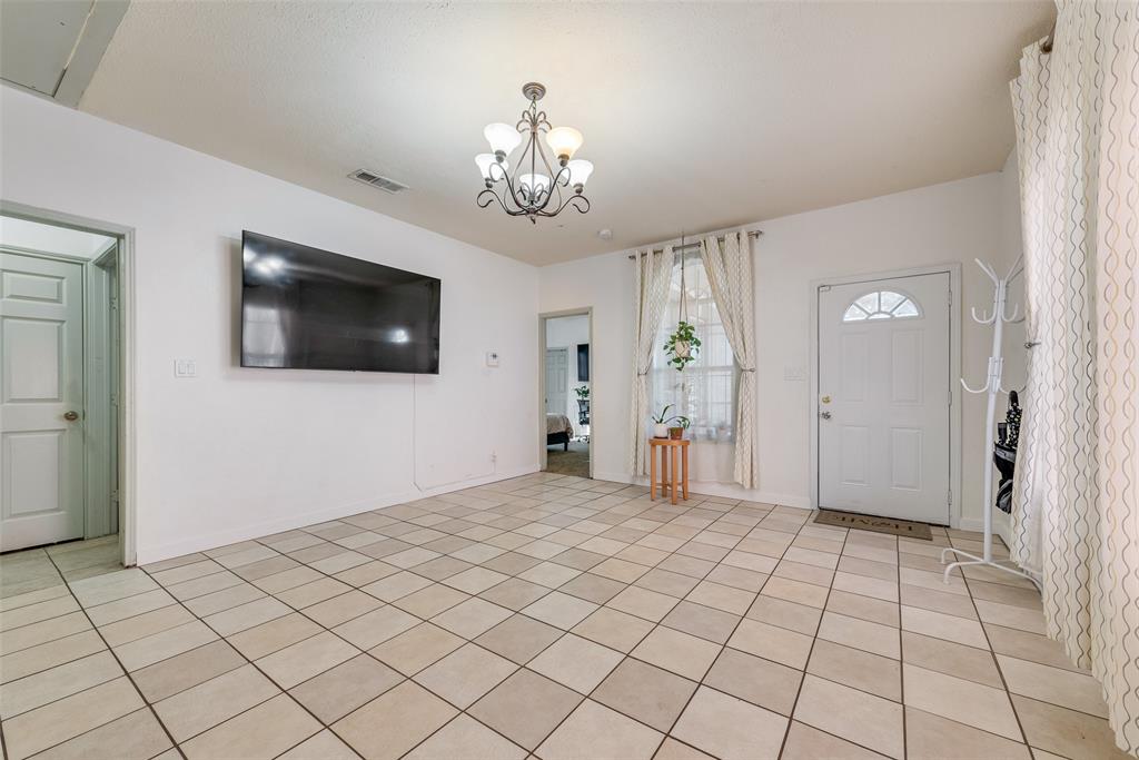 1732 Murdock Road Dallas, TX 75217 - Photo 11 of 26