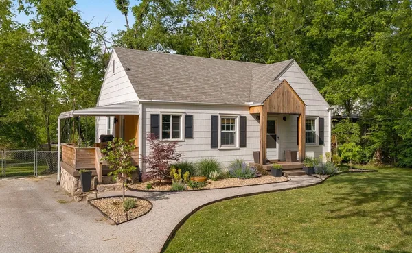 $419,000 | 254 Tanksley Avenue, Nashville, TN 37211