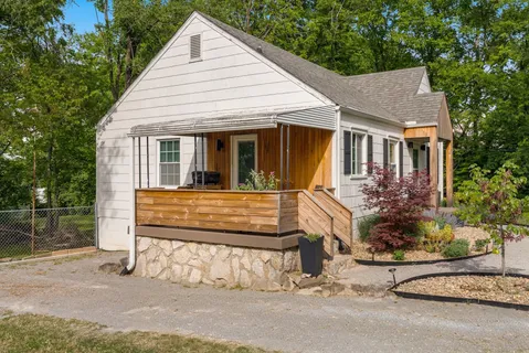 $419,000 | 254 Tanksley Avenue, Nashville, TN 37211