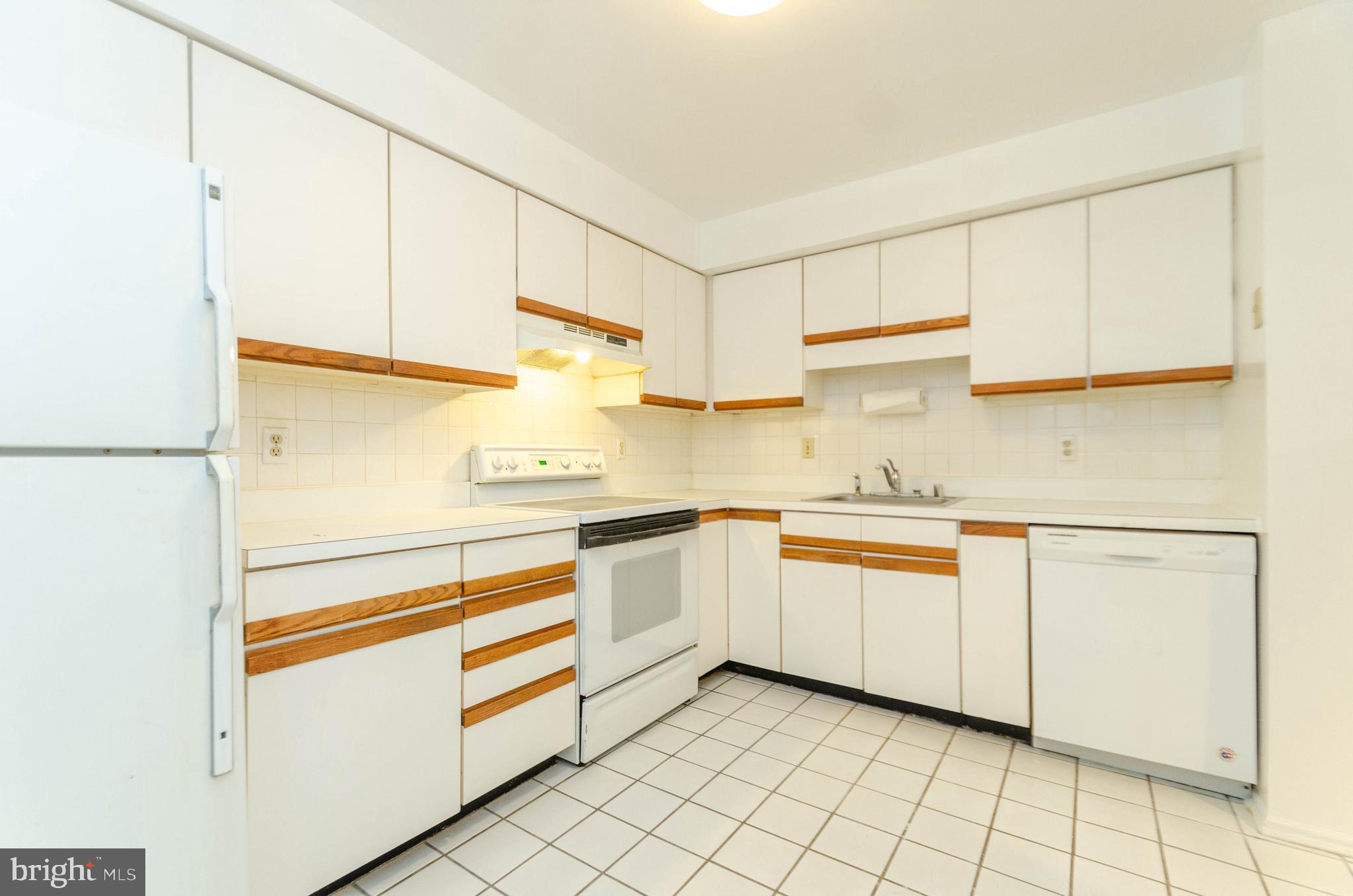 2903 Fallstaff Road, Unit 501 Baltimore, MD 21209 - Photo 5 of 17
