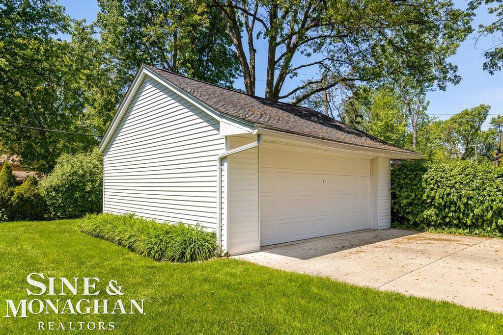 1335 Audubon Road Grosse Pointe Park, MI 48230 - Photo 37 of 46