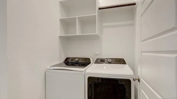 $359,900 | 2420 Barkey Springs, San Antonio, TX 78245