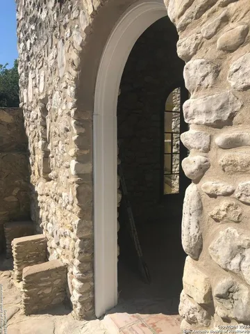 a close view of door lock