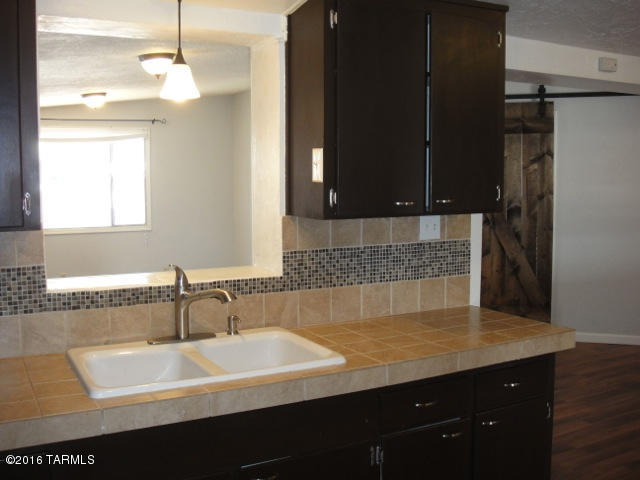 623 East Post Road Benson, AZ 85602 - Photo 22 of 48
