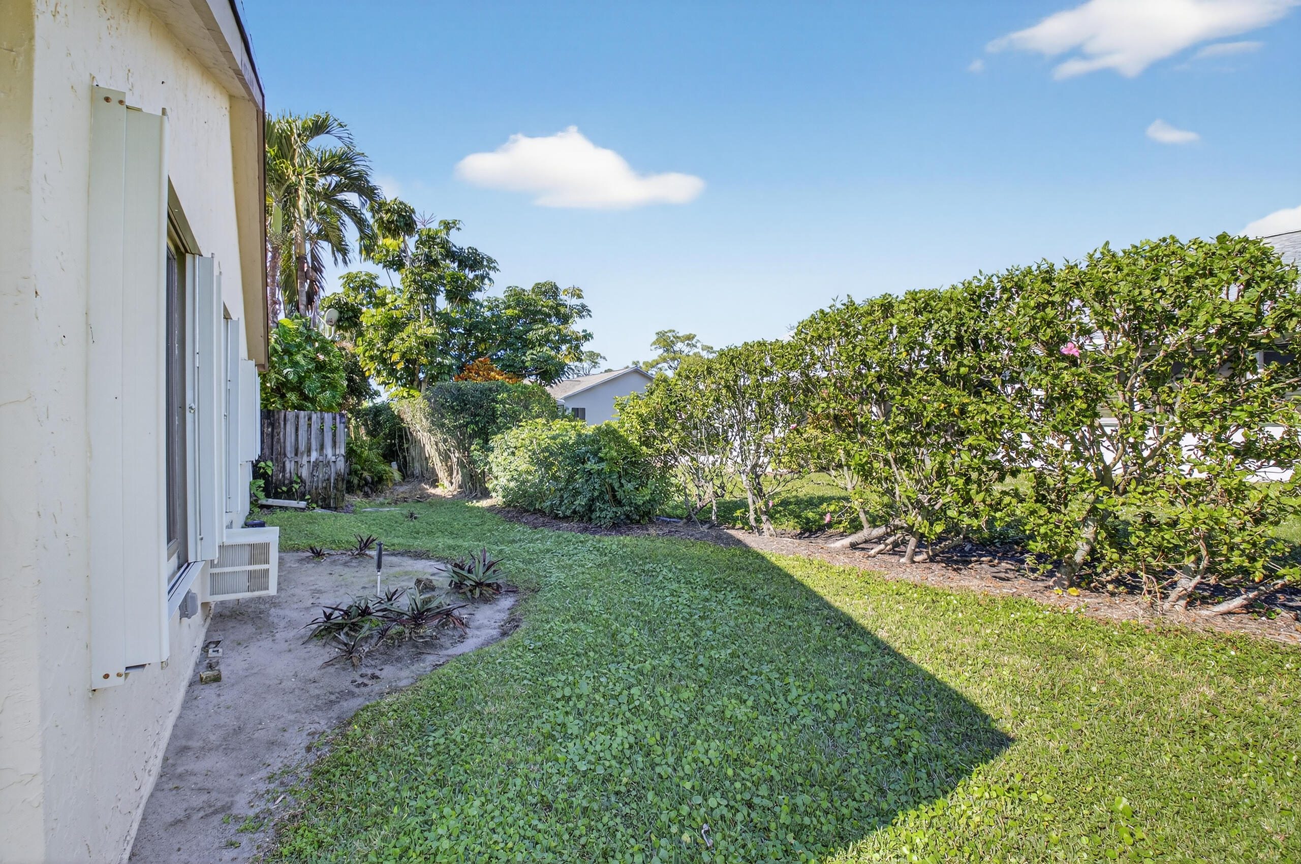 2601 Northwest 15th Street Delray Beach, FL 33445 - Photo 32 of 59 a view of a backyard