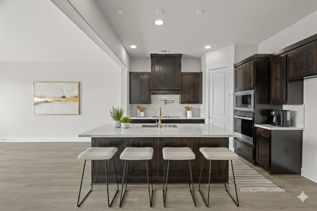 470 Red Maple Road Waxahachie, TX 75165 - Photo 18 of 34 Virtually Staged Kitchen
