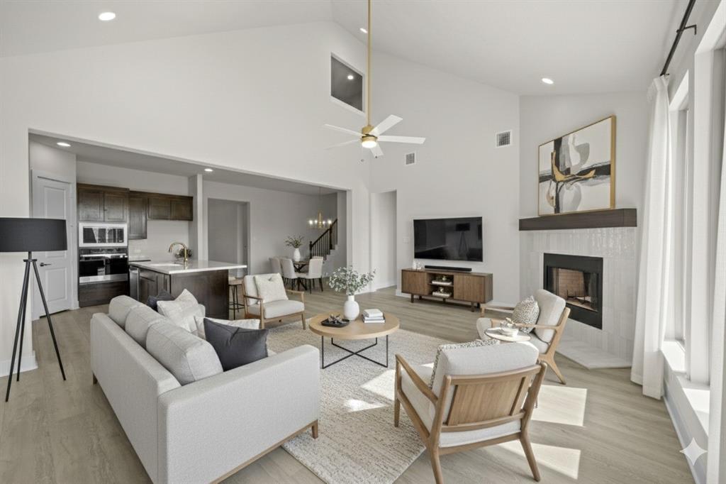 470 Red Maple Road Waxahachie, TX 75165 - Photo 23 of 34 Virtually Staged Living Room