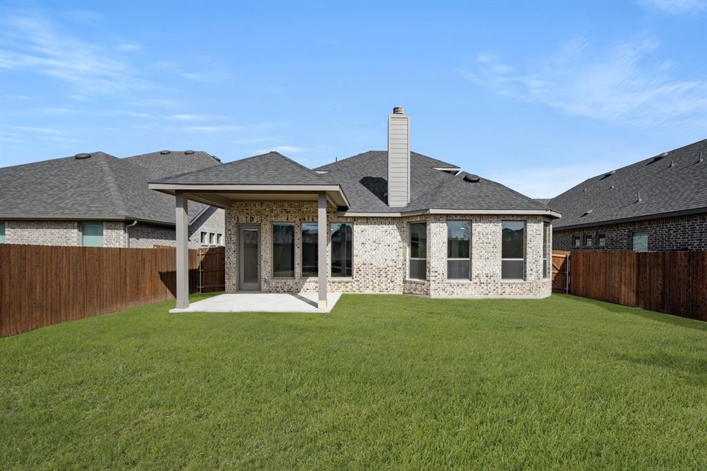 470 Red Maple Road Waxahachie, TX 75165 - Photo 5 of 34 470 Red Maple- Back-2