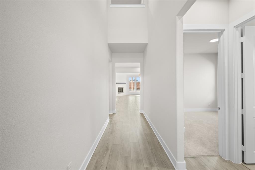 470 Red Maple Road Waxahachie, TX 75165 - Photo 8 of 34 470 Red Maple- Entry-2