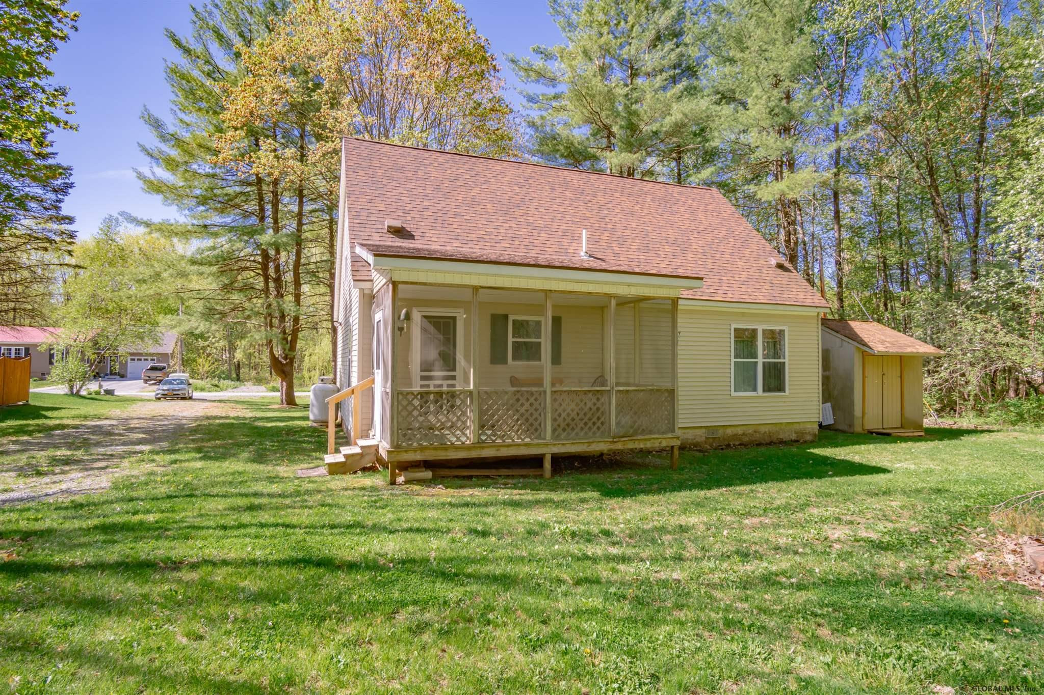 14 Collamer Road Malta, NY 12020 - Photo 5 of 32 Photo 5