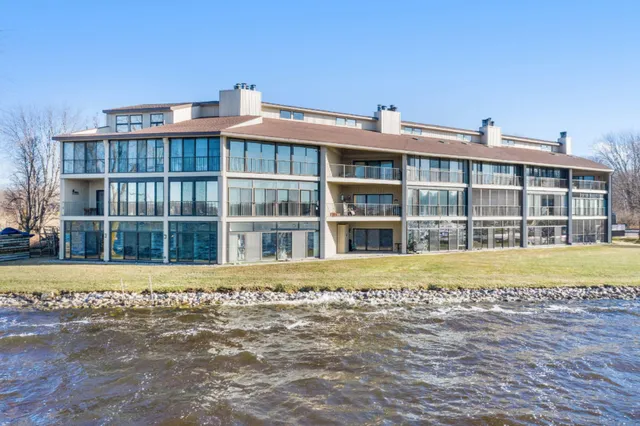 $474,000 | 1198 South Lake Street, Unit 101, Whitehall, MI 49461