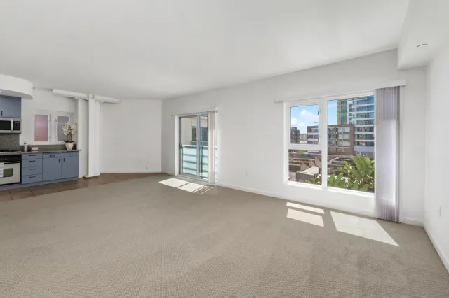 $449,000 | 550 15th Street, Unit 401, San Diego, CA 92101