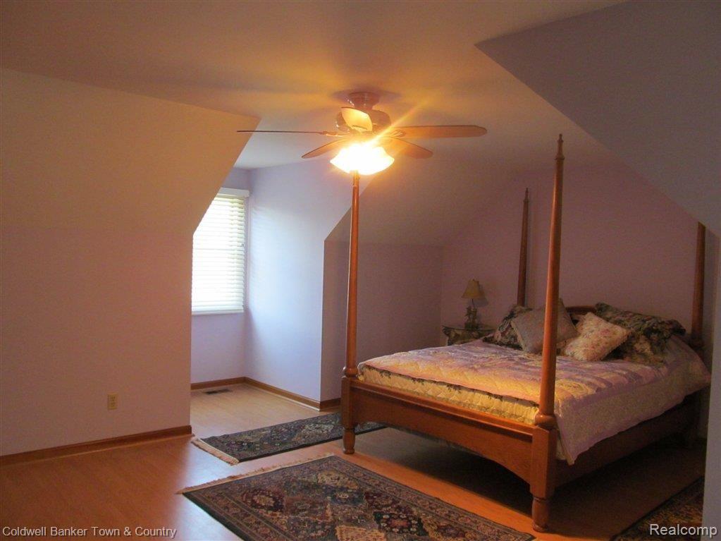 7808 Brophy Road Howell, MI 48855 - Photo 14 of 23 Master.JPG
