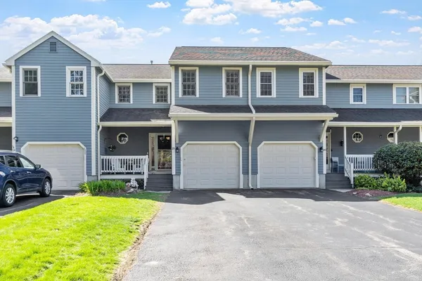$384,900 | 25 Sturbridge Hills Road, Unit 25, Sturbridge, MA 01566