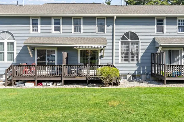 $384,900 | 25 Sturbridge Hills Road, Unit 25, Sturbridge, MA 01566
