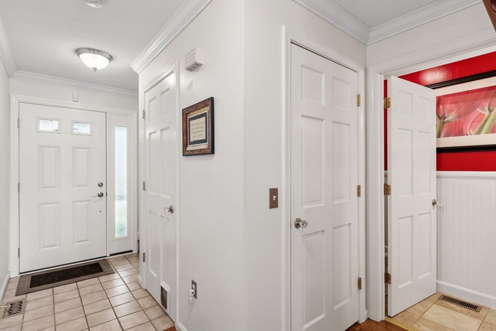 25 Sturbridge Hills Road, Unit 25 Sturbridge, MA 01566 - Photo 7 of 34