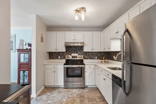 $384,900 | 25 Sturbridge Hills Road, Unit 25, Sturbridge, MA 01566