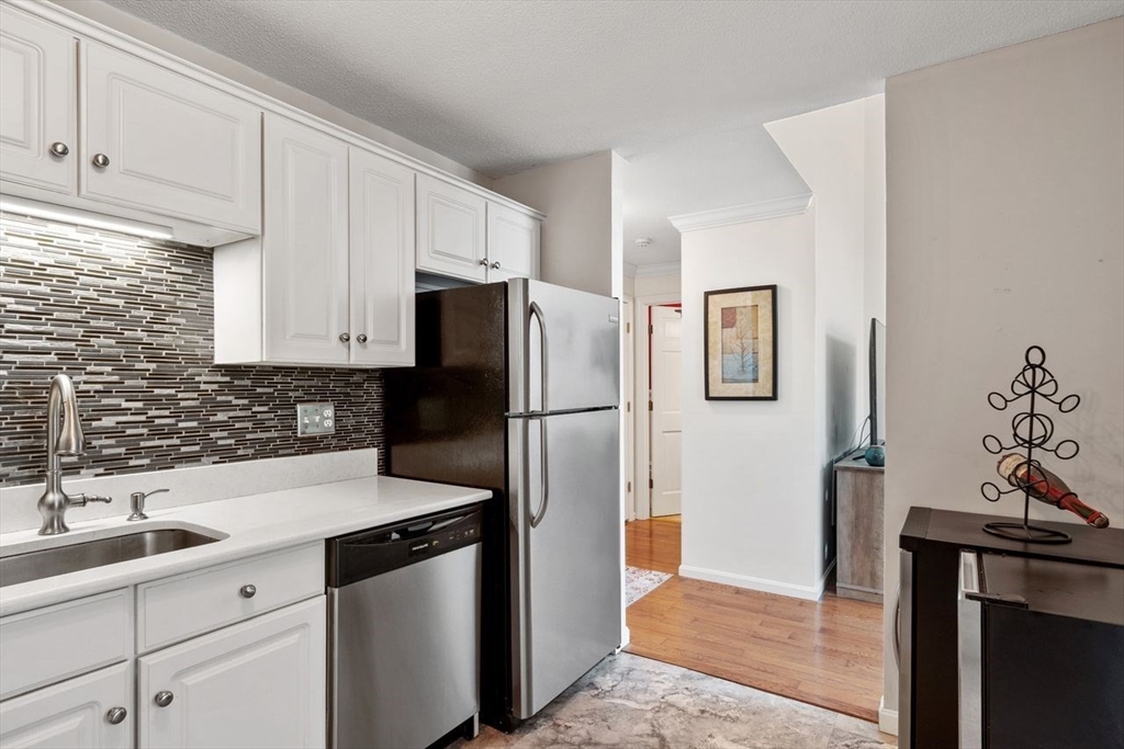 25 Sturbridge Hills Road, Unit 25 Sturbridge, MA 01566 - Photo 9 of 34