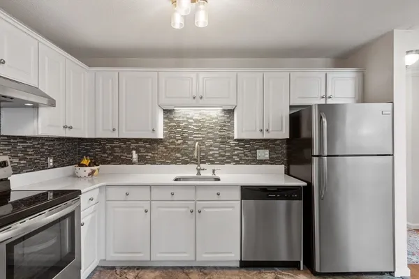 $384,900 | 25 Sturbridge Hills Road, Unit 25, Sturbridge, MA 01566