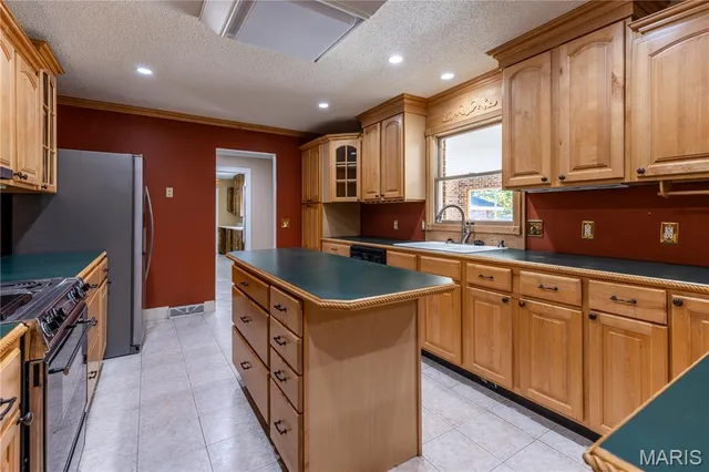 $330,000 | 81 South 523rd Road, East Prairie, MO 63845