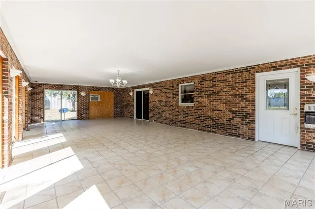 $330,000 | 81 South 523rd Road, East Prairie, MO 63845