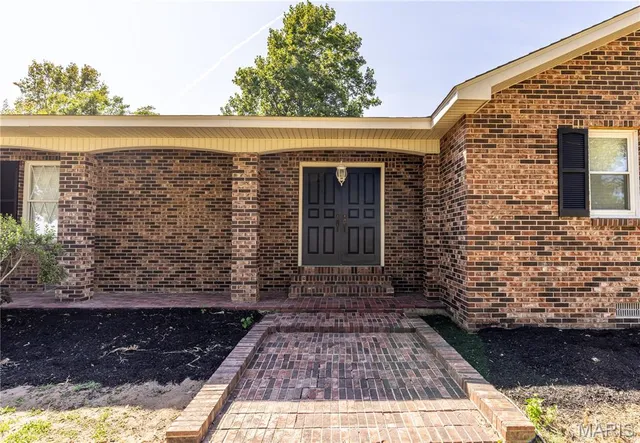 $330,000 | 81 South 523rd Road, East Prairie, MO 63845