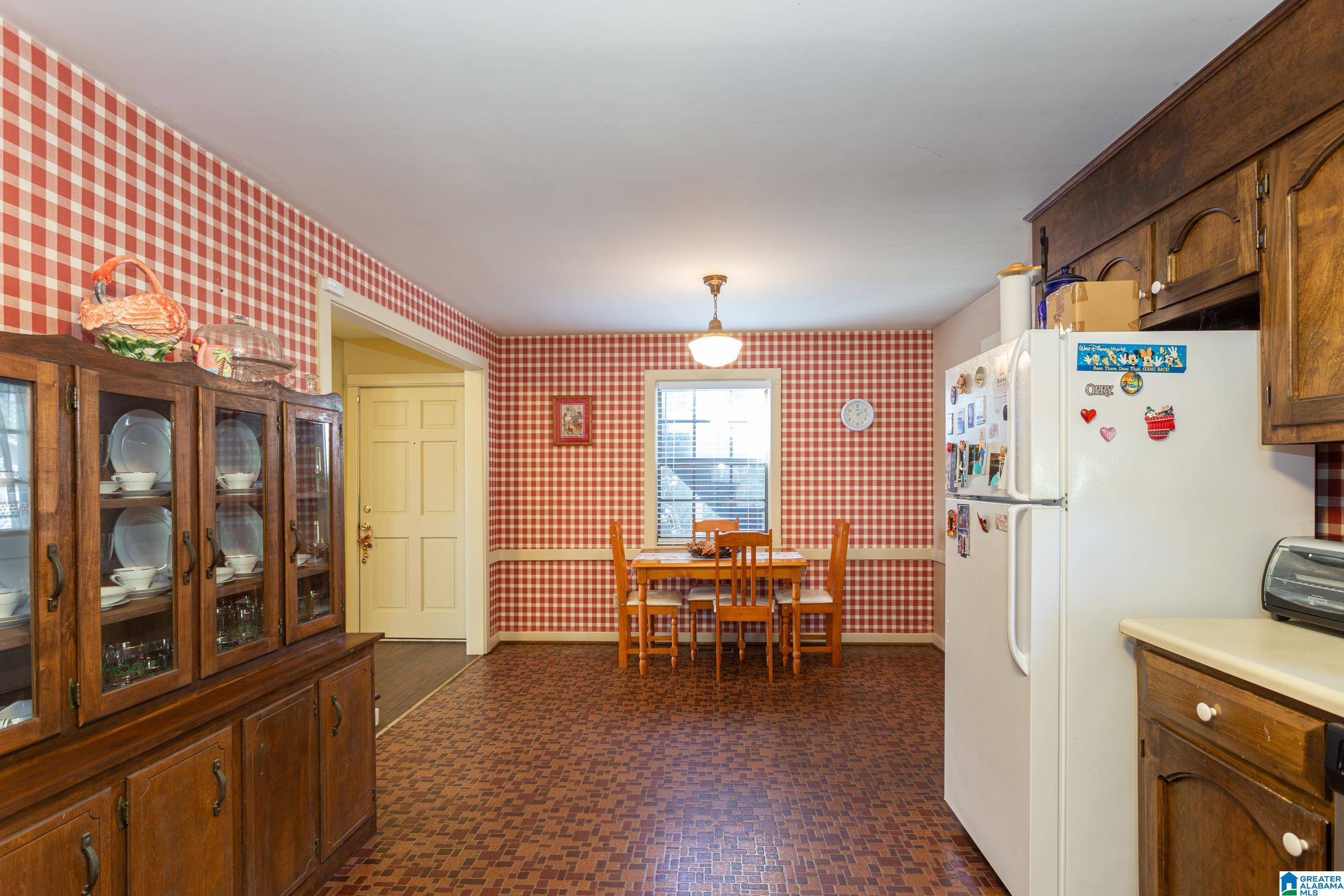 306 Oak Street Talladega, AL 35160 - Photo 7 of 18