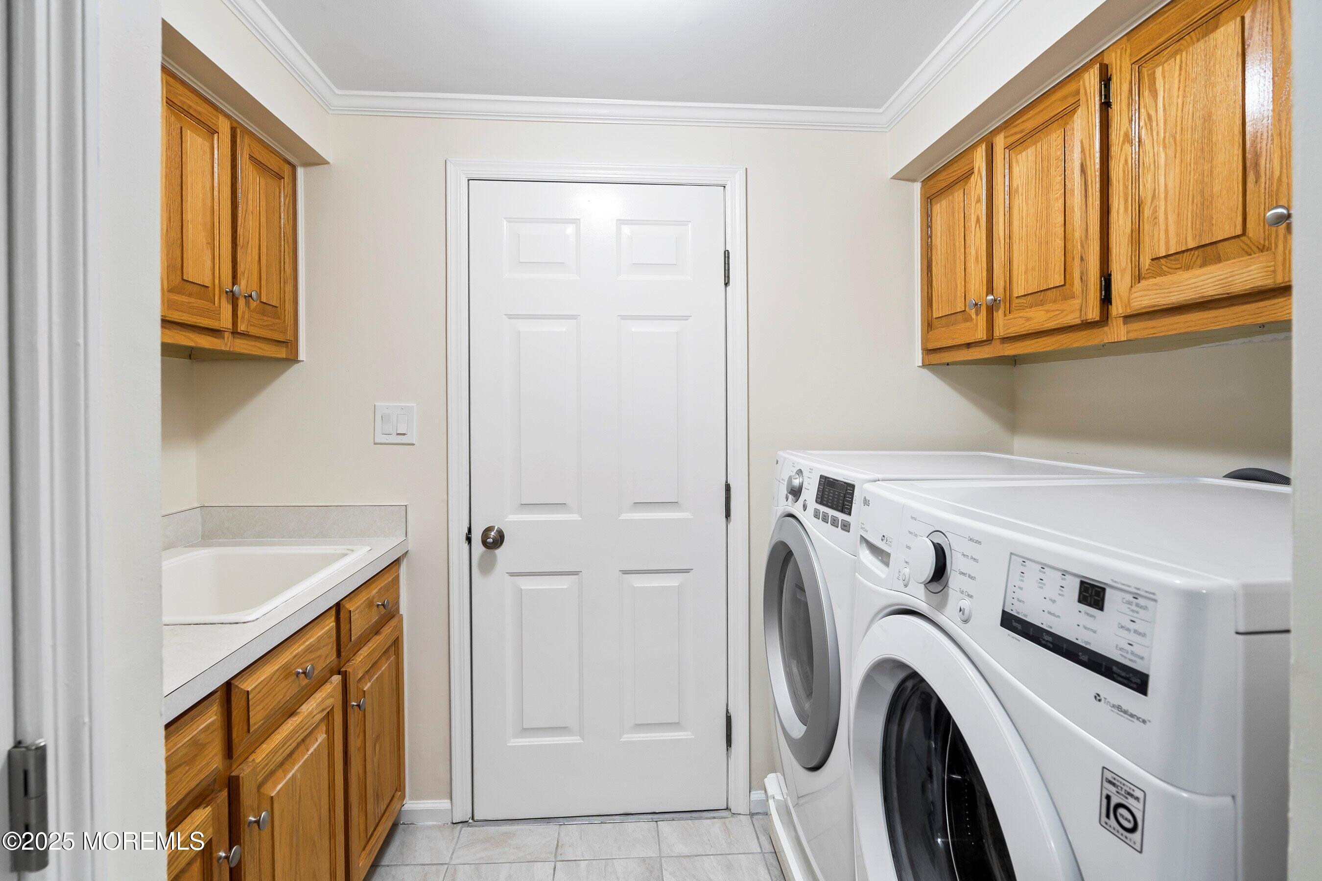 39 Pine Ridge Boulevard Manchester Township, NJ 08759 - Photo 13 of 49 14-Laundry