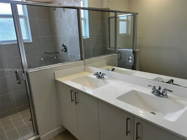 $2,500 | 2451 Southeast 28th Street, Unit 2451, Homestead, FL 33035