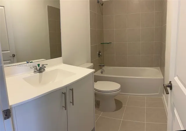 $2,500 | 2451 Southeast 28th Street, Unit 2451, Homestead, FL 33035