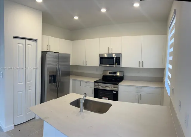 $2,500 | 2451 Southeast 28th Street, Unit 2451, Homestead, FL 33035