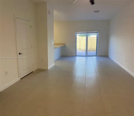 $2,500 | 2451 Southeast 28th Street, Unit 2451, Homestead, FL 33035