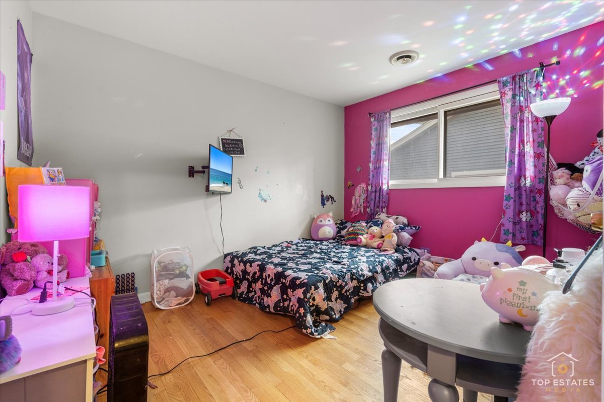 1108 North Westgate Road Mount Prospect, IL 60056 - Photo 17 of 23 Gallery Image 17