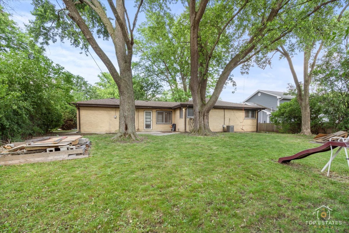 1108 North Westgate Road Mount Prospect, IL 60056 - Photo 22 of 23 Gallery Image 22