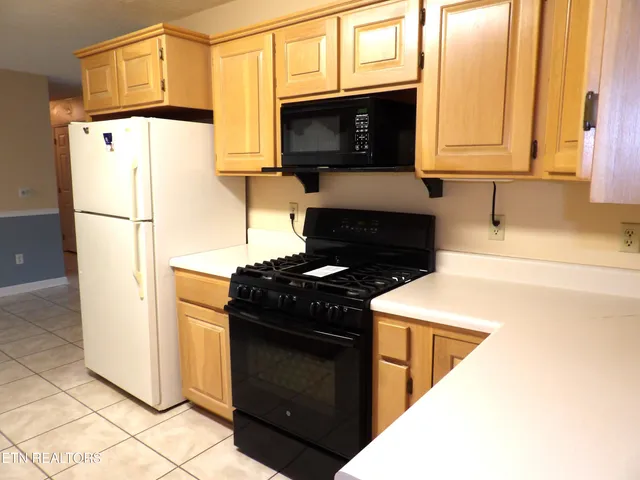 $369,000 | 2162 Ona Road, Crossville, TN 38572