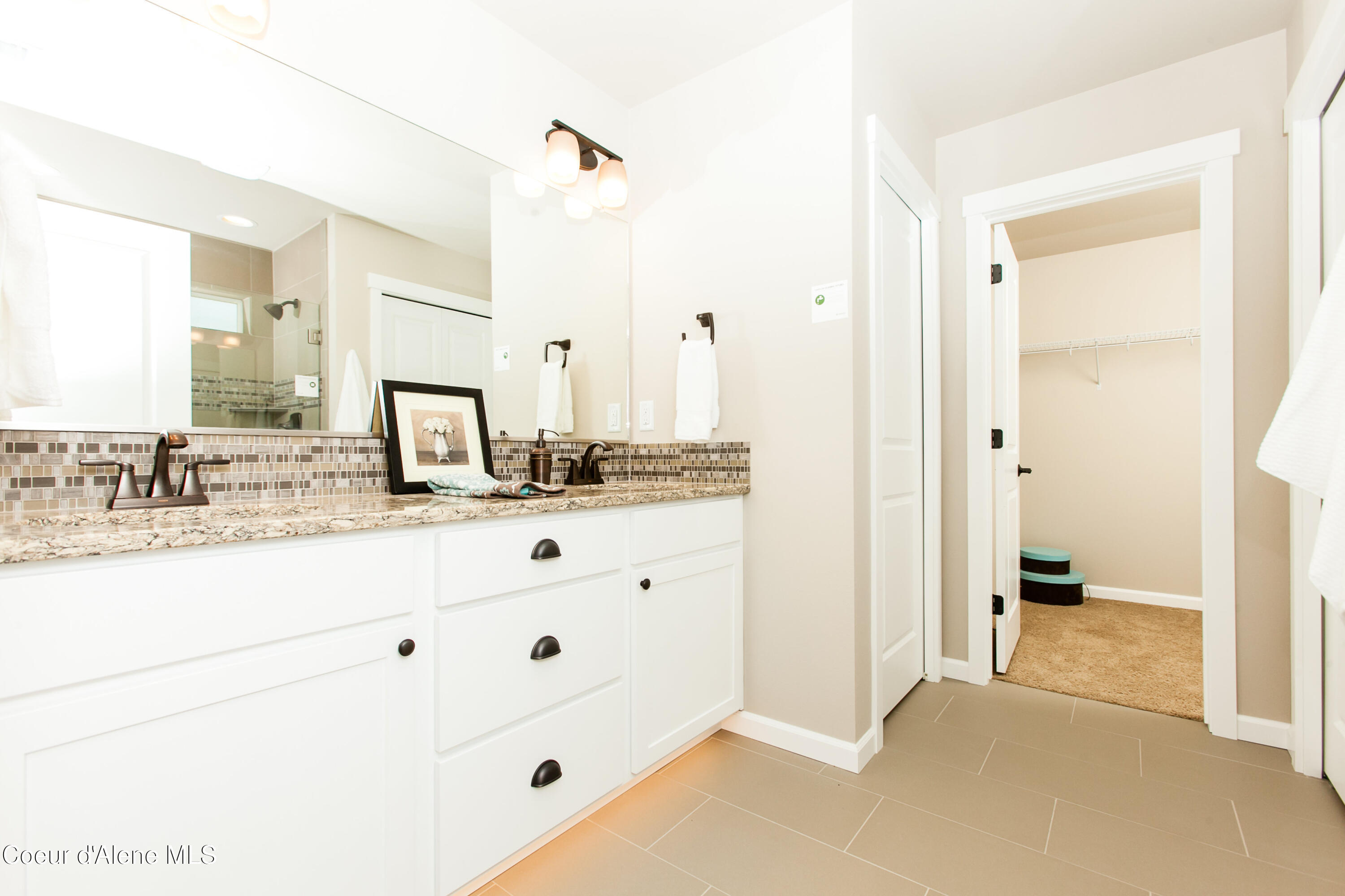 3349 North Segar Loop Post Falls, ID 83854 - Photo 15 of 26 (14) Stock Master Bathroom
