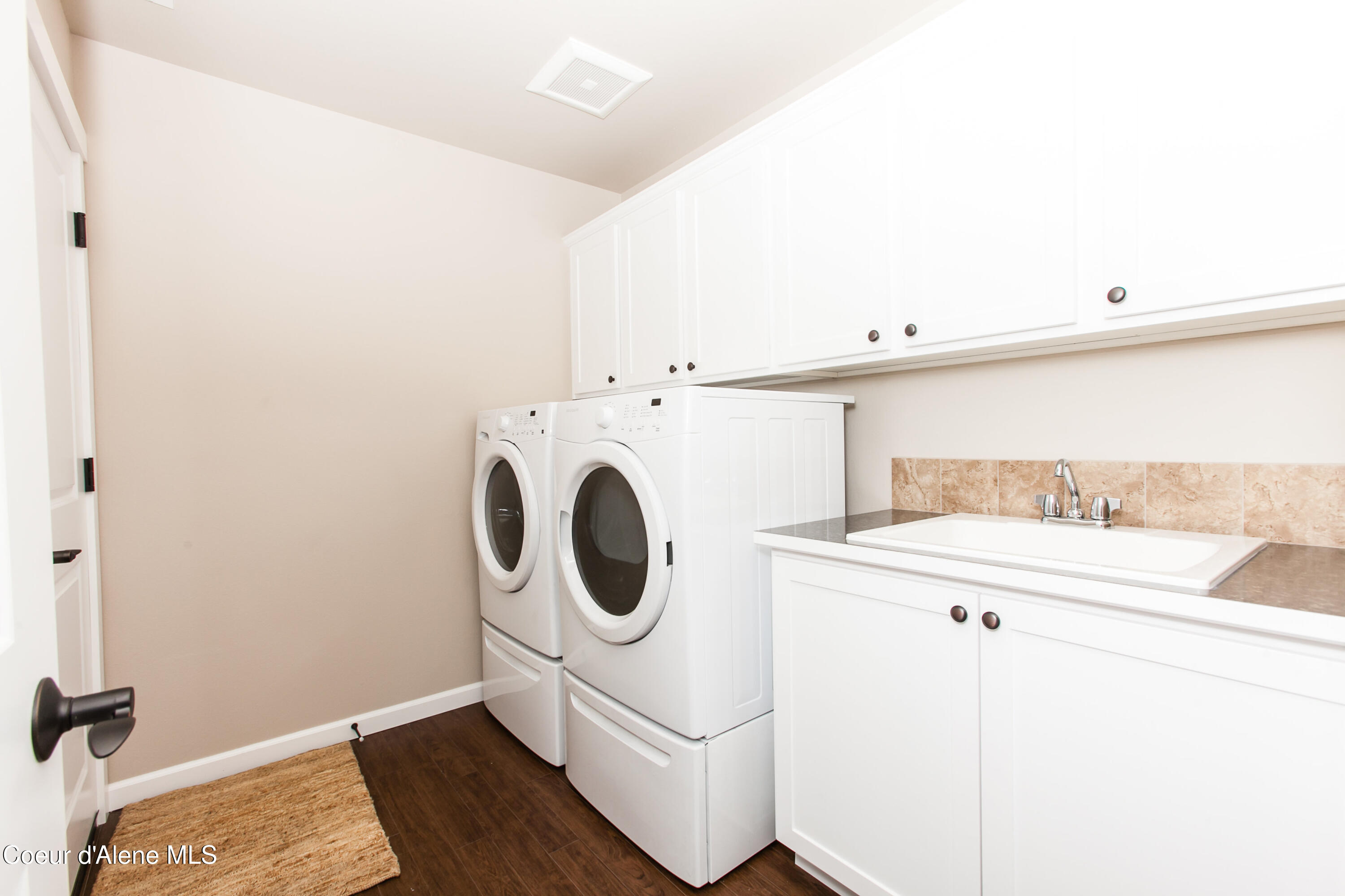 3349 North Segar Loop Post Falls, ID 83854 - Photo 18 of 26 (17) Stock Laundry