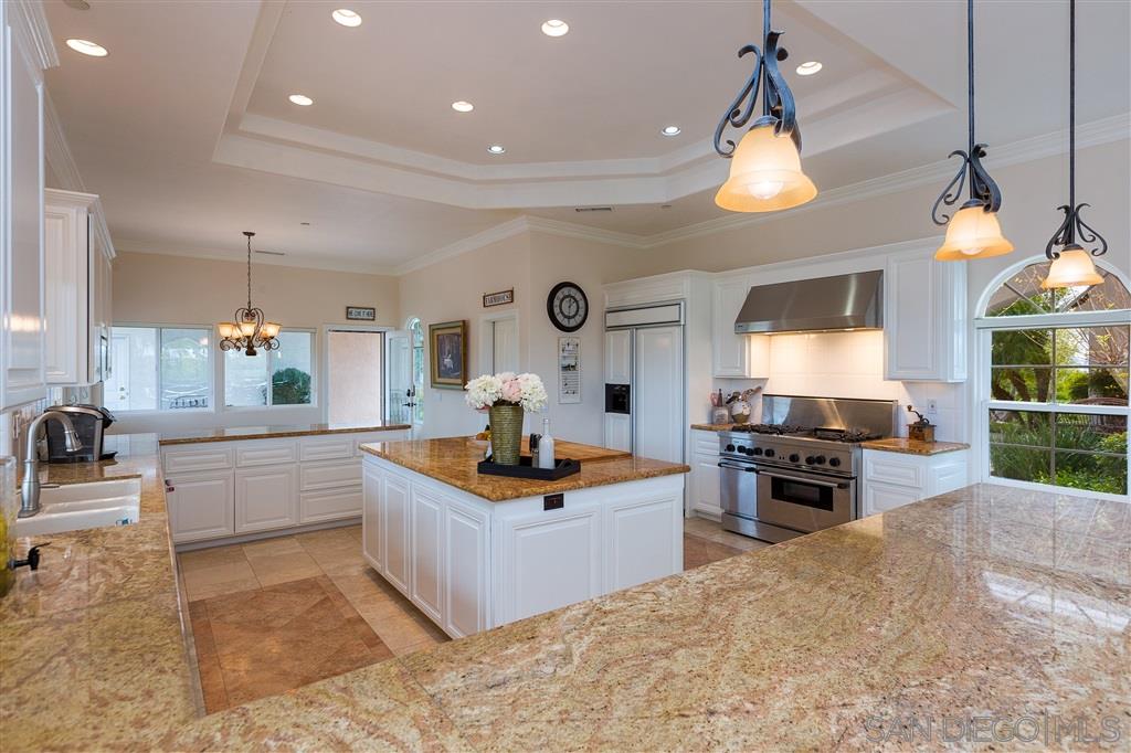3154 Reche Road Fallbrook, CA 92028 - Photo 2 of 21