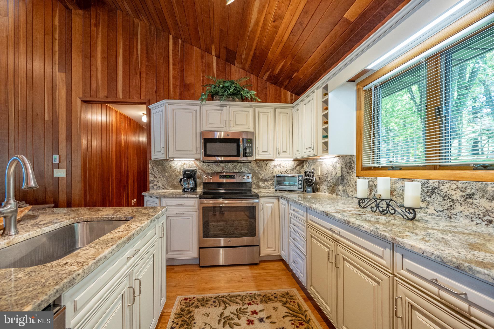 450 Pritts Road Swanton, MD 21561 - Photo 7 of 44