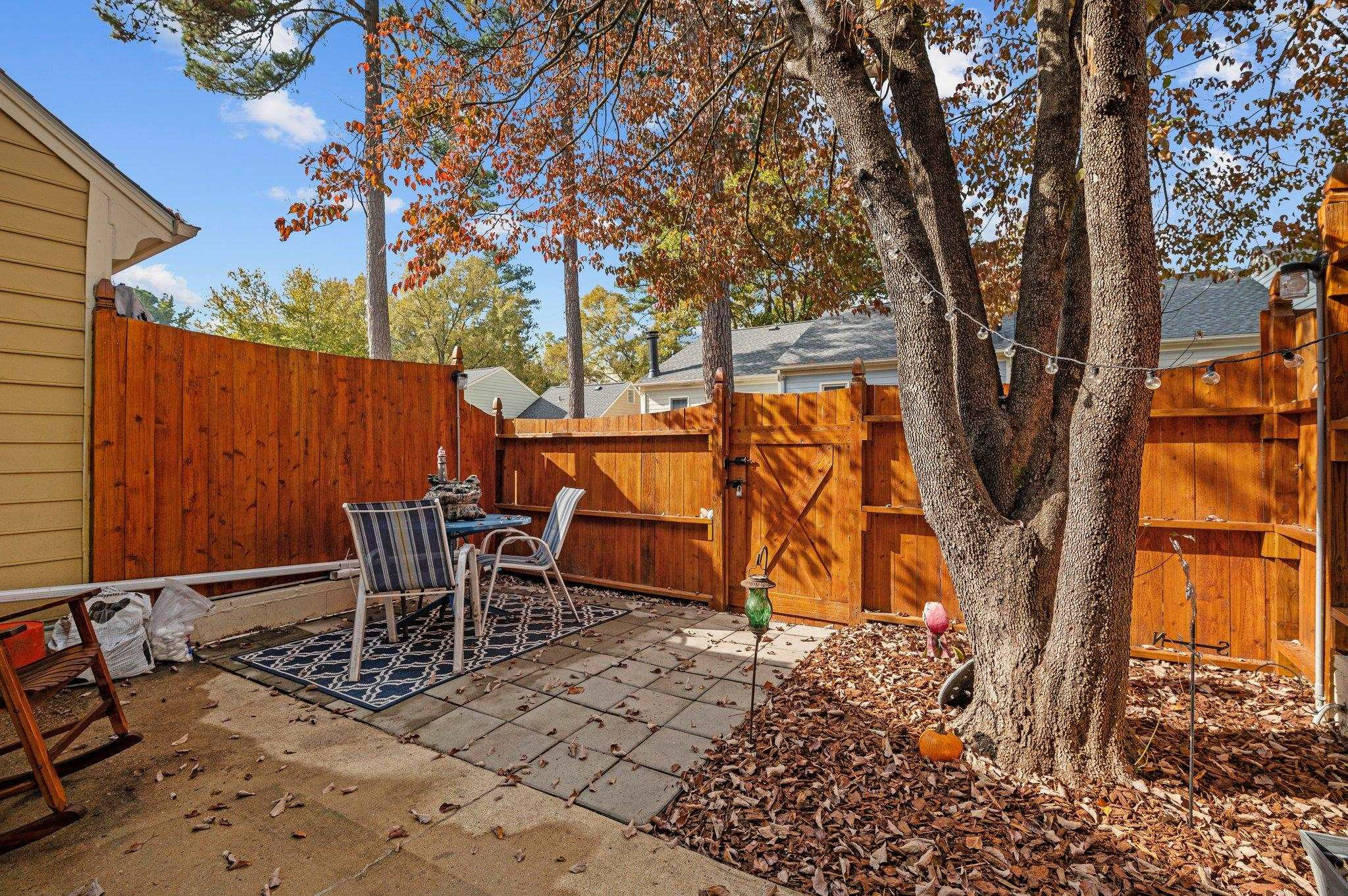 5619 Split Oak Way Raleigh, NC 27609 - Photo 25 of 36 Photo 25