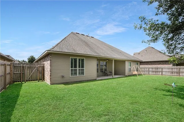 $325,000 | 1804 Justin Drive, Covington, LA 70435
