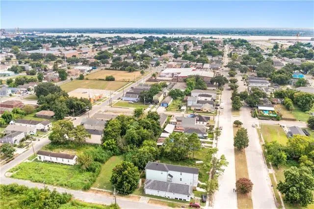 $369,000 | 1337 Tupelo Street, New Orleans, LA 70117