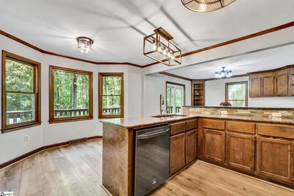 $679,000 | 105 Summer Creek Court, Greer, SC 29650