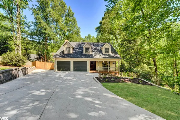 $679,000 | 105 Summer Creek Court, Greer, SC 29650