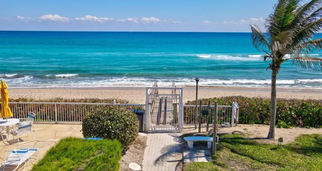 $3,500 | 3230 South Ocean Boulevard, Unit D607, Palm Beach, FL 33480