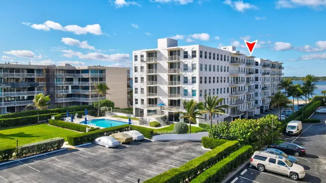 $3,500 | 3230 South Ocean Boulevard, Unit D607, Palm Beach, FL 33480