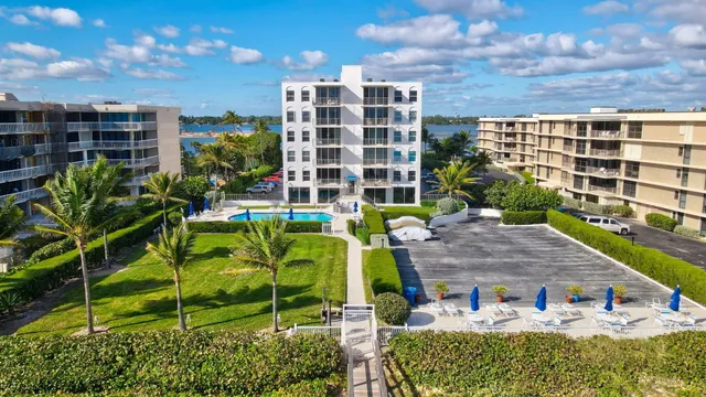 $3,500 | 3230 South Ocean Boulevard, Unit D607, Palm Beach, FL 33480