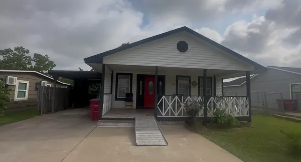$85,000 | 722 West 6th Street, Freeport, TX 77541